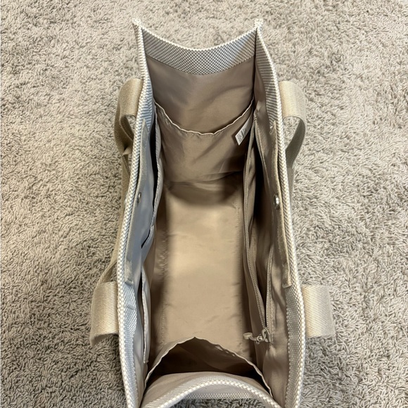 Lululemon Athletica Gray and Tan Laptop Bag - Picture 3 of 4